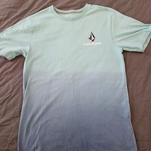 Boys Volcom T-shirt Size Large, Multiple Blue Color
